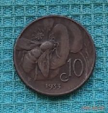 Италия 10 центов 1933 года. Vittorio Emanvele III. Пчела и цветок - символ плодородия.