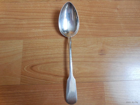 Старинная серебряная ложка.