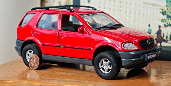 Машинка Welly