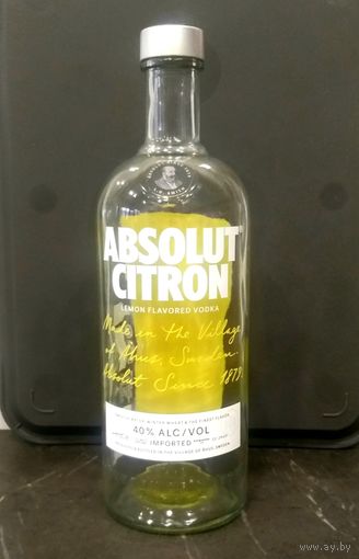 Бутылка от Водки ABSOLUT CITRON* АБСОЛЮТ ЦИТРОН * Швеция * с Пробкой * объём 1 литр * высота 28 см * диаметр 8.5 см