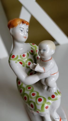 Статуэтка материнство ЛФЗ в коллекционном состоянии