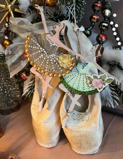 Ёлочная игрушка балерина