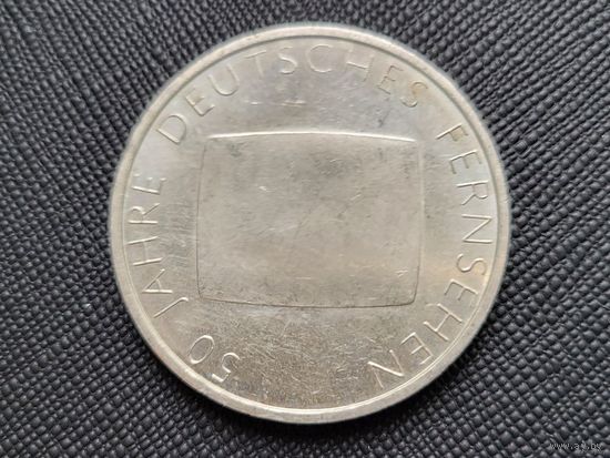 10 евро 2002 Германия 50 лет немецкому телевидению! Серебро 18 грамма 925 пробы 0,535 унции! ВОЗМОЖЕН ОБМЕН!