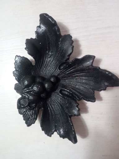 Коллекция Касли-Куса. Пепельница Лист смородины. Касли