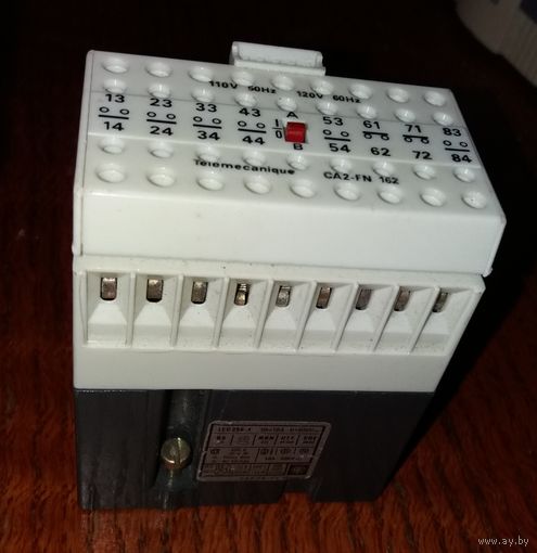 Реле CA2-FN 162 Telemecanique Control Relay