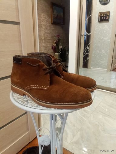 Замшевый ботинки