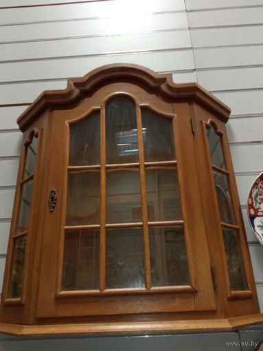 Витрина подвесная для чайных пар