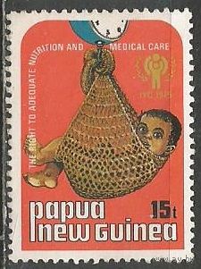 Папуа Новая-Гвинея. Международный день ребёнка. Взвешивание. 1979г. Mi#378.