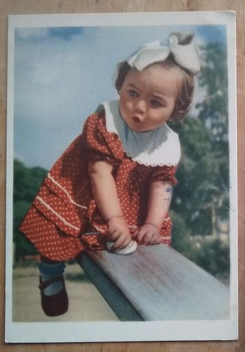 Мичурина Н. Ефимов И. В первом полете. 1955 г. Чистая.