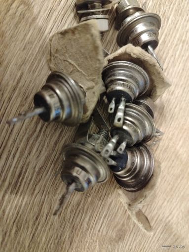 Диод Д235Г, цена за 1шт-1руб.