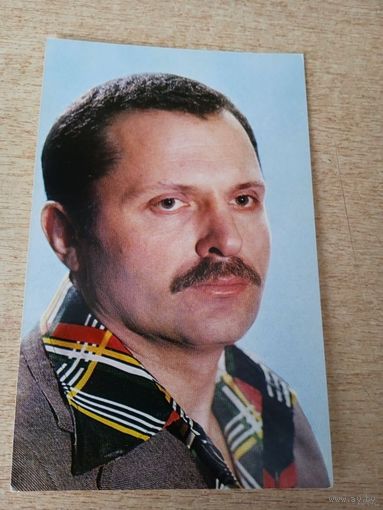 Актёр. Евгений Лазарев