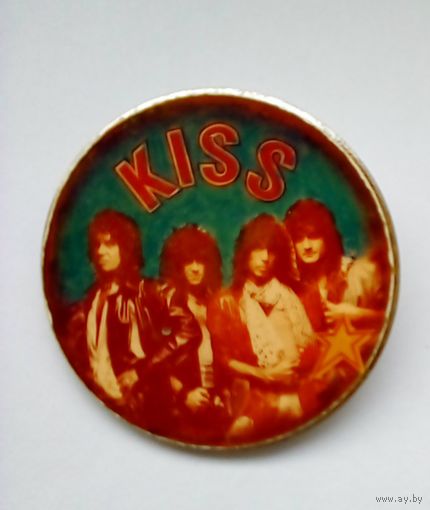 Значок группа KISS Цена снижена.