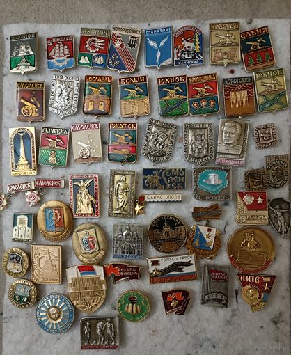 Города (цена за один значок)