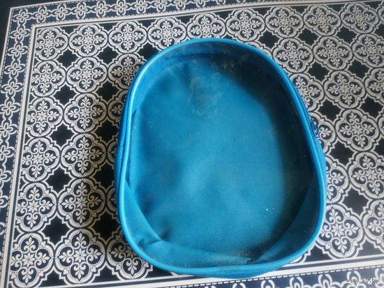 Косметичка. Состояние на скане.