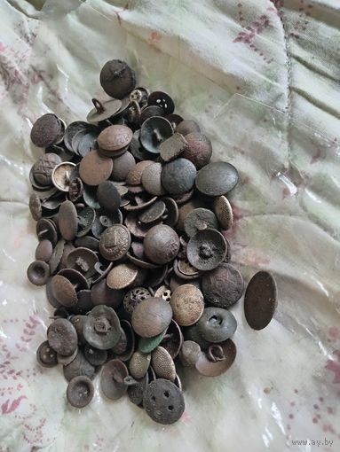 Пуговицы. Большая куча разных поговок