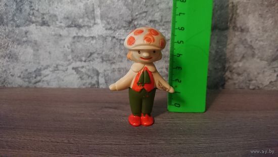 Игрушка СССР "Олег Попов". Колкий пластик.