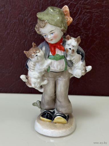 Шикарная статуэтка, клеймо, много лотов с рубля