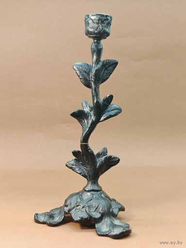 Подсвечник Чугун Касли 1987 год. С рубля