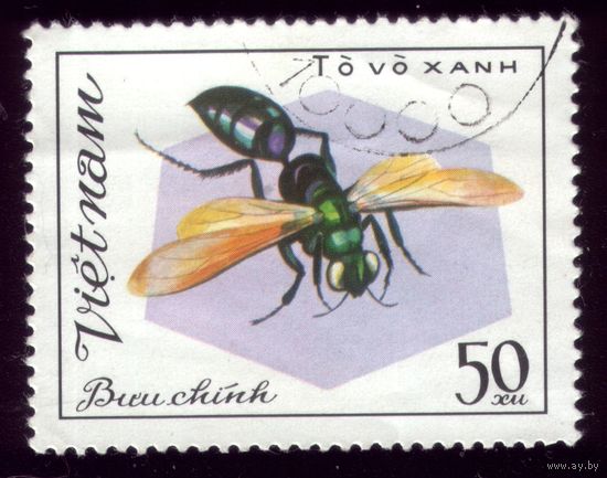 1 марка 1982 год Вьетнам Оса 1208