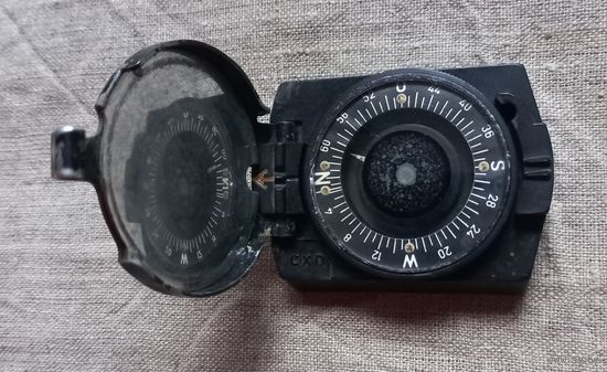 С рубля компас трофейный cxn немецкий времён ВОВ