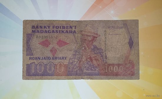 Мадагаскар 1000 франков 1988г.