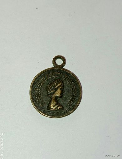 Медальон Queen Elizabeth the second.