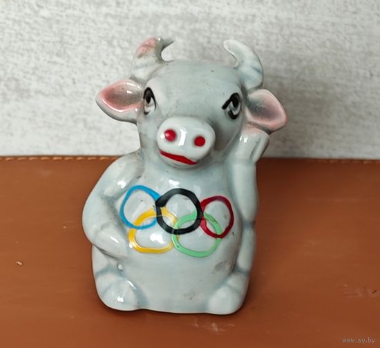 Бык олимпиада  статуэтка