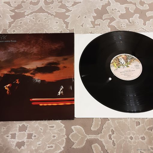 GENESIS - 1978 - AND THEN THERE WERE THREE (GERMANY) LP