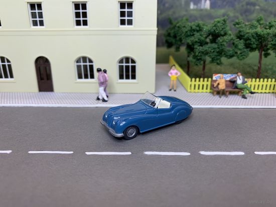 Jaguar XK120. Масштаб HO 1:87.