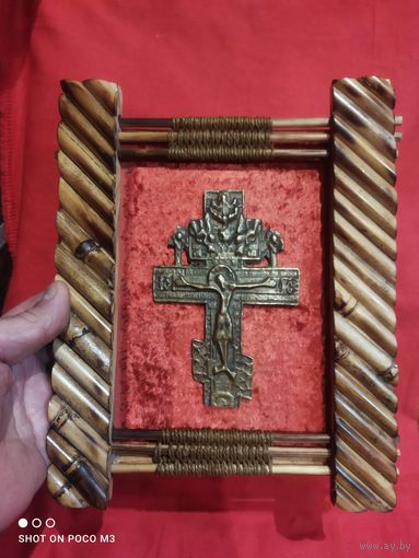 Крест,старый,металлопластика,в рамке на бархате