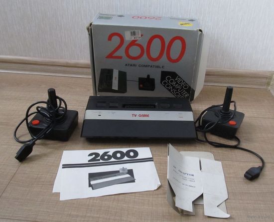 Все лоты с рубля.Игровая приставка Atari 2006 TV Game,в оригинальной коробке,80-е годы