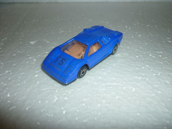 Модель авто Lamborghini Countach LP500 S. Старый Китай. масштаб 1:64