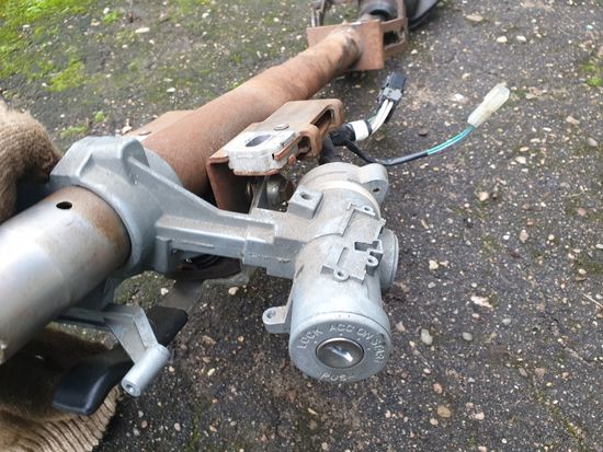 Замок зажигания Kia Clarus