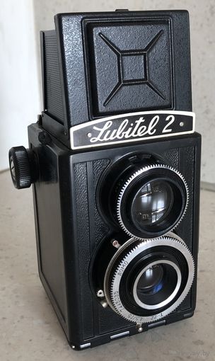 Фотоаппарат Любитель 2 (надпись латиницей - Lubitel 2) ЛОМО, полностью рабочий