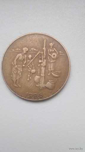 Западная Африка 10франков 1986 года