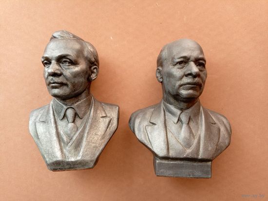 Бюст Янки Купалы и Якуба Коласа.