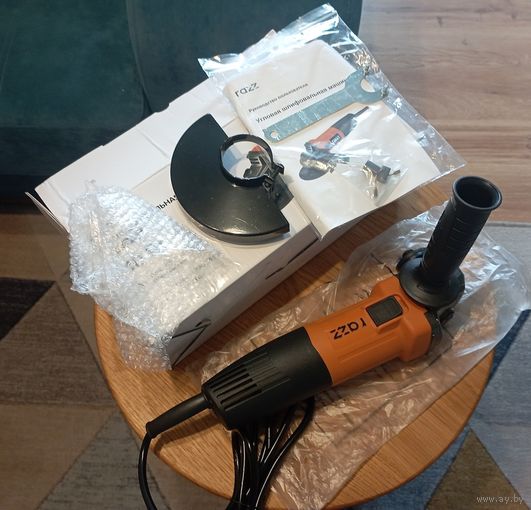 УШМ (болгарка) Razz AG-710KR (710 Вт/125 мм)