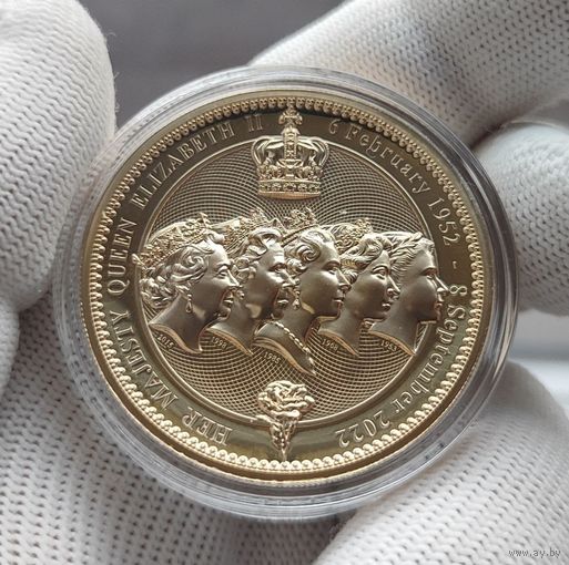 Ниуэ, 1 доллар 2025 г., (Елизавета II, Карл III, медь, Proof), капсула, в коробке с рамкой