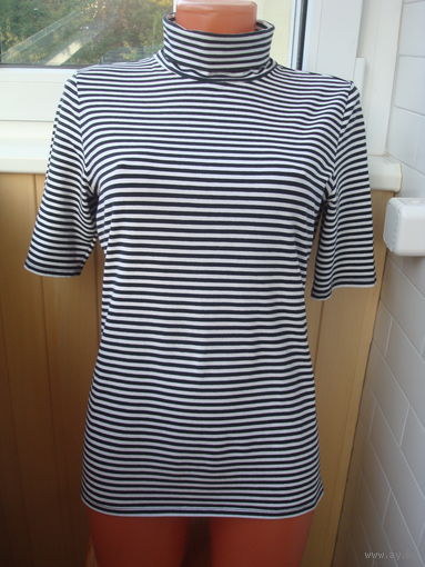 Чёрно-белая полосатая водолазка гольф 44-46-48