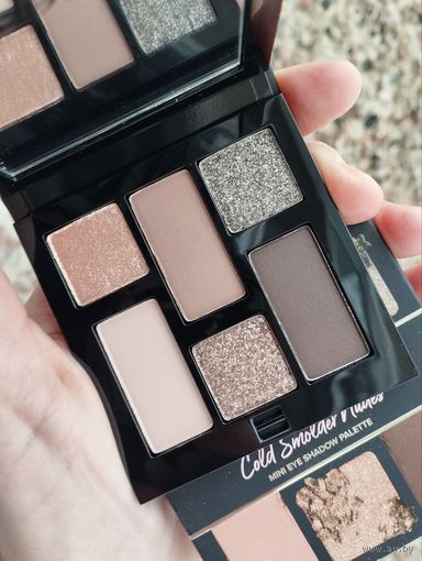 Too Faced Born This Way Cold Smolder Nudes Mini Eye Shadow Palette