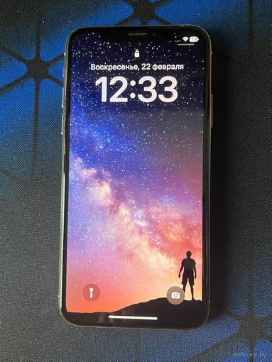 Телефон Apple iPhone X 256GB (серебристый)