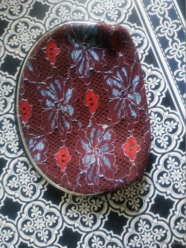 Косметичка. Состояние на скане.