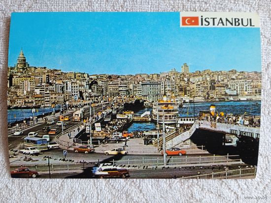 Турция, Стамбул. Площадь Эминеню, Галатский мост и Каракей