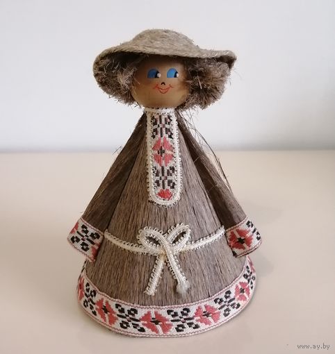 Кукла СССР (?) из льна