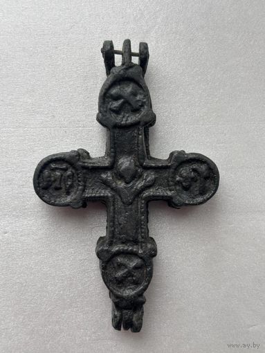 КРУГЛОКОНЕЧНЫЙ ЭНКОЛПИОН : РАСПЯТИЕ ХРИСТОВО / БОГОМАТЕРЬ ОРАНТА