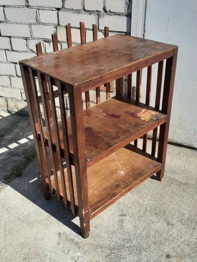 Этажерка 60-х годов