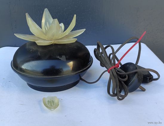 Ночник "Лилия", СССР, с дефектами, рабочий