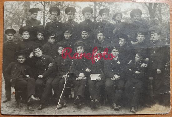 1910-е Открыточный формат гимназисты лицеисты типажи ретро