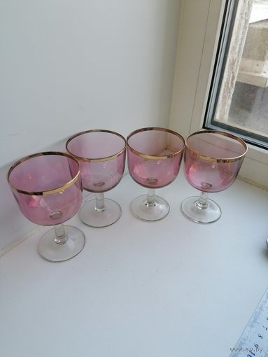 4 бокала розовое стекло
