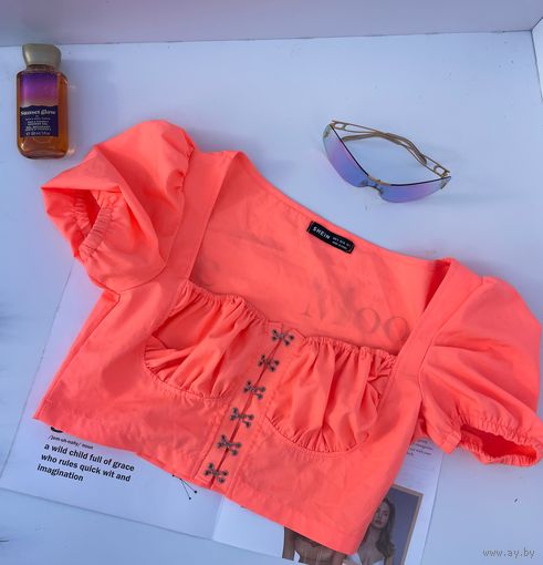 Топ на плечи SHEIN